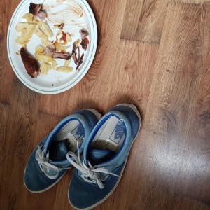 ดาวน์โหลดและฟังเพลง Old School พร้อมเนื้อเพลงจาก Dean Peter