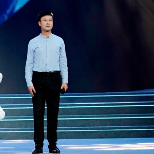 收聽黃天信的峨眉山月歌 (Live)歌詞歌曲