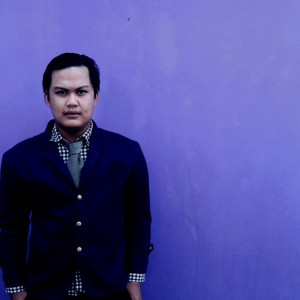 Listen to Antara Harapan Dan Kahayalan song with lyrics from Salim