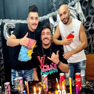 Listen to Mziya Rabi Kechfek song with lyrics from Cheb Hichem TGV