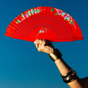 Dengarkan lagu Siracusa nyanyian Zani dengan lirik