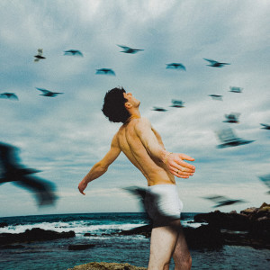 Dengarkan lagu Senza Voce nyanyian Kid Gamma dengan lirik