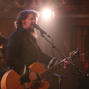 ดาวน์โหลดและฟังเพลง Women (CMT 330 Sessions) พร้อมเนื้อเพลงจาก Jamey Johnson