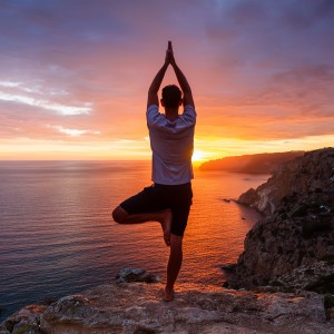 อัลบัม Orchestra Of Tranquil Yoga: Orchestral Soundscapes For Deep Stretch And Balance ศิลปิน Guru Zen