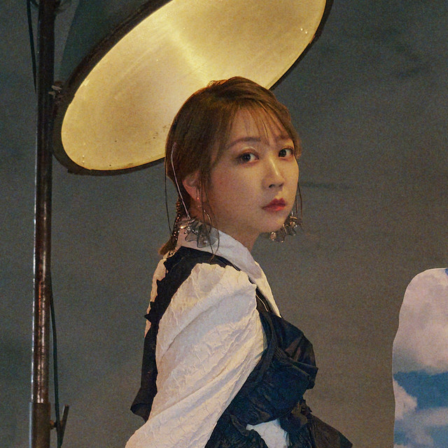 Natsukawa Shiina