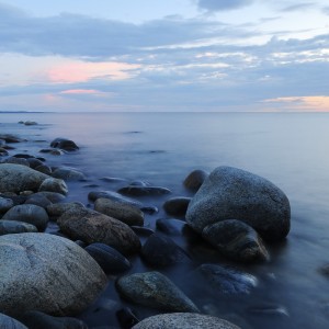 ดาวน์โหลดและฟังเพลง Calm Waves พร้อมเนื้อเพลงจาก Calm Music Factory