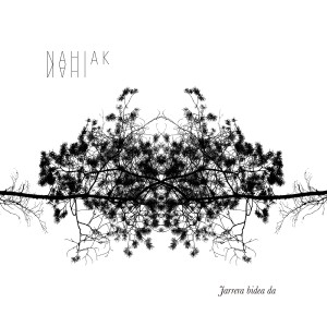 ดาวน์โหลดและฟังเพลง Esan zuk พร้อมเนื้อเพลงจาก NAHIAK NAHI