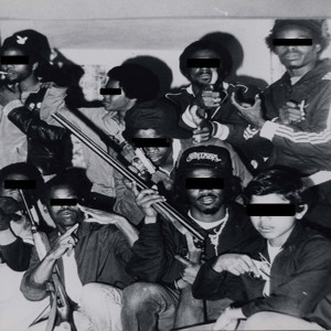 Dengarkan 100 Bars & Gunnin' (Explicit) lagu dari Ramirez dengan lirik