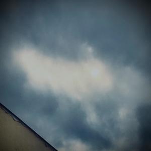 收听Trinaural In Dub的Zlouds II歌词歌曲