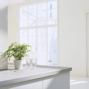 Dengarkan lagu 我不需要医生 nyanyian 开开 dengan lirik