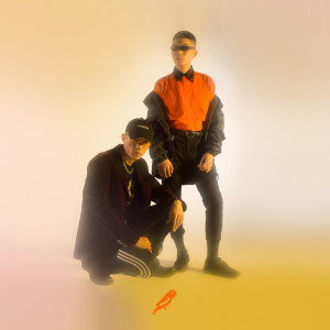 Listen to Effervesce song with lyrics from Araatan