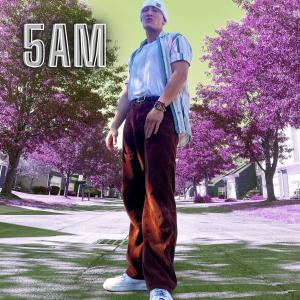 ดาวน์โหลดและฟังเพลง 5AM พร้อมเนื้อเพลงจาก Zing