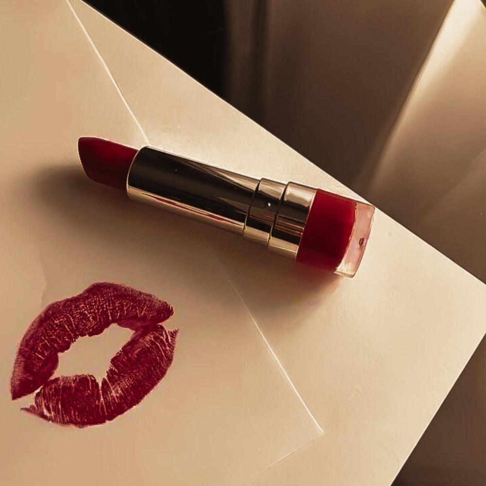 Rote Lippen (Explicit)