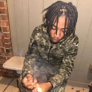 收聽Kemariunn的GreatGatspy (feat. Bando) (Explicit)歌詞歌曲