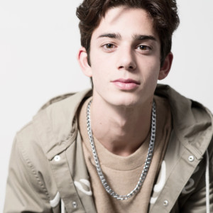 Listen to I Still Love You song with lyrics from Luca Valenti