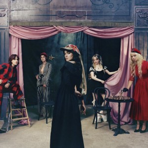 The Last Dinner Party ดาวน์โหลดและฟังเพลงฮิตจาก The Last Dinner Party