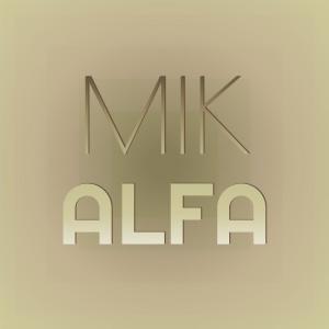 Dengarkan lagu Manager Exalted nyanyian Mafred Poni dengan lirik