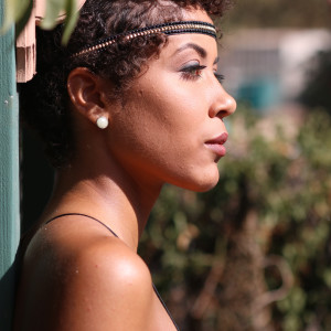 收听China-Marie的Is It Possible歌词歌曲