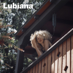 Listen to Let It Be song with lyrics from Lubiana