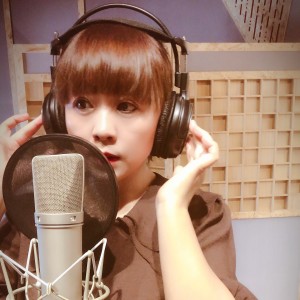 Listen to 泪水的故事 (伴奏) song with lyrics from 晓依