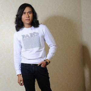 Dengarkan Nafas Ini lagu dari Deen Asimi dengan lirik