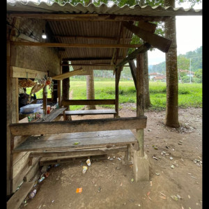 Listen to Tak sadarkah kesalahanmu song with lyrics from Fikri