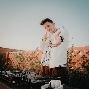 ดาวน์โหลดและฟังเพลง Eres para Mi (Remix) พร้อมเนื้อเพลงจาก Victor Cardenas