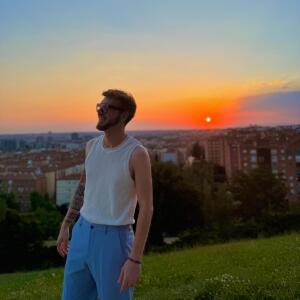 default playlist img