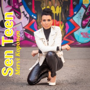 ดาวน์โหลดและฟังเพลง Sen Teen พร้อมเนื้อเพลงจาก Mervi Koponen