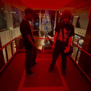 ดาวน์โหลดและฟังเพลง nevr stop (Explicit) พร้อมเนื้อเพลงจาก LUKKIMADE