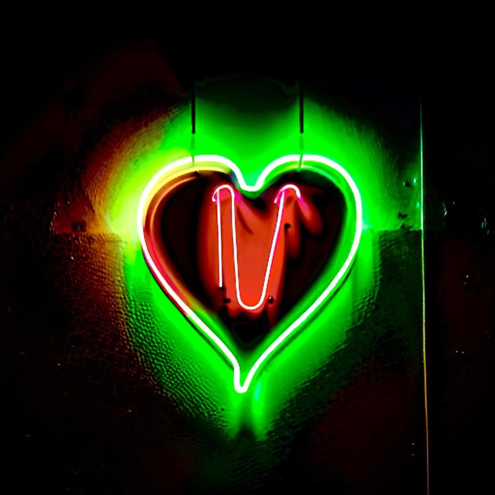 Luv U (FreeStyle Beat) (feat. 2m0rr0w)