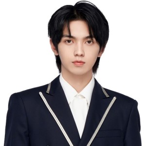 叶皓然 ดาวน์โหลดและฟังเพลงฮิตจาก 叶皓然