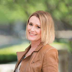 Sheila Walsh ดาวน์โหลดและฟังเพลงฮิตจาก Sheila Walsh