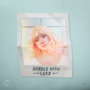 收听RUNN的Handle With Care歌词歌曲