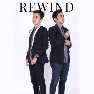 Listen to Terjebak Perasaan song with lyrics from Rewind