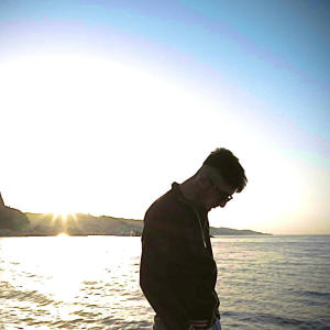 ดาวน์โหลดและฟังเพลง Dursun Dünya (Explicit) พร้อมเนื้อเพลงจาก Razel