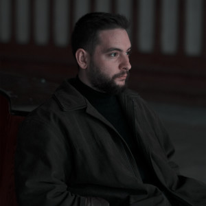 收聽Furkan Halıcı的Alıştım歌詞歌曲
