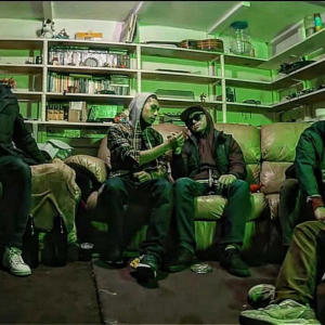 收聽Bogar-T的Tranquilo (feat. AxSierra)歌詞歌曲