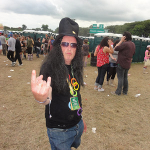 Dengarkan Gimme Shelter lagu dari Crazy Horse dengan lirik