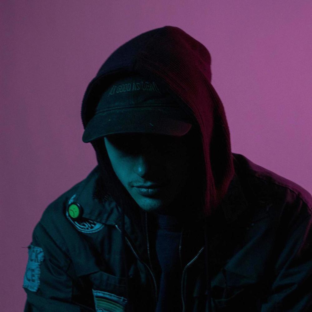 sleepless nights next door to you (feat. Luma) (Explicit)