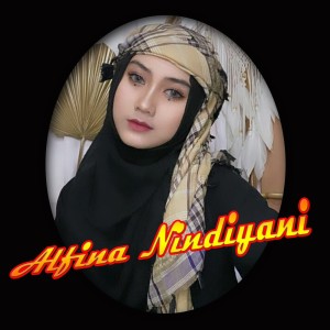 Dengarkan lagu Asmaul Husna 99 Nama Allah nyanyian Alfina Nindiyani dengan lirik
