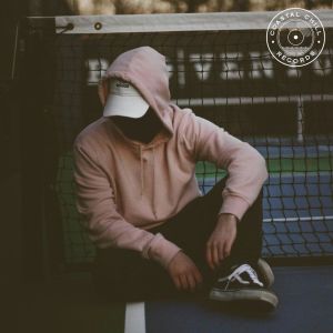 ดาวน์โหลดและฟังเพลง Wearing My Favorite Hoodie พร้อมเนื้อเพลงจาก Ale Fillman