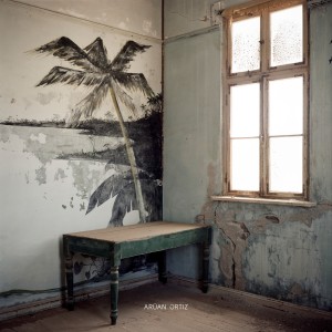 ดาวน์โหลดและฟังเพลง Musica Callada พร้อมเนื้อเพลงจาก Aruan Ortiz