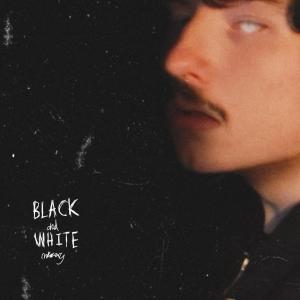 Olias的專輯Black & White Misery (Explicit)