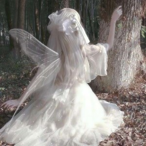 Dengarkan lagu 我感觉我懂你的特别 (女生版) nyanyian 我是阿格 dengan lirik