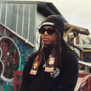 default playlist img