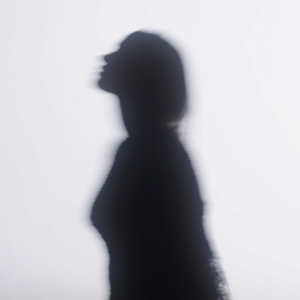 Listen to 3 Sekunden (feat. Paula Hartmann) (Explicit) song with lyrics from CÉLINE