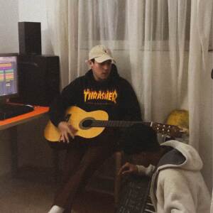 default playlist img