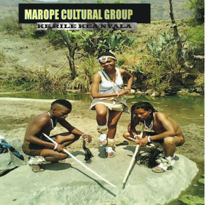 ดาวน์โหลดและฟังเพลง Semphompho พร้อมเนื้อเพลงจาก Marope Cultural Group