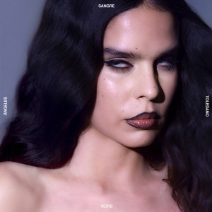 收聽Angeles Toledano的ARAORA歌詞歌曲